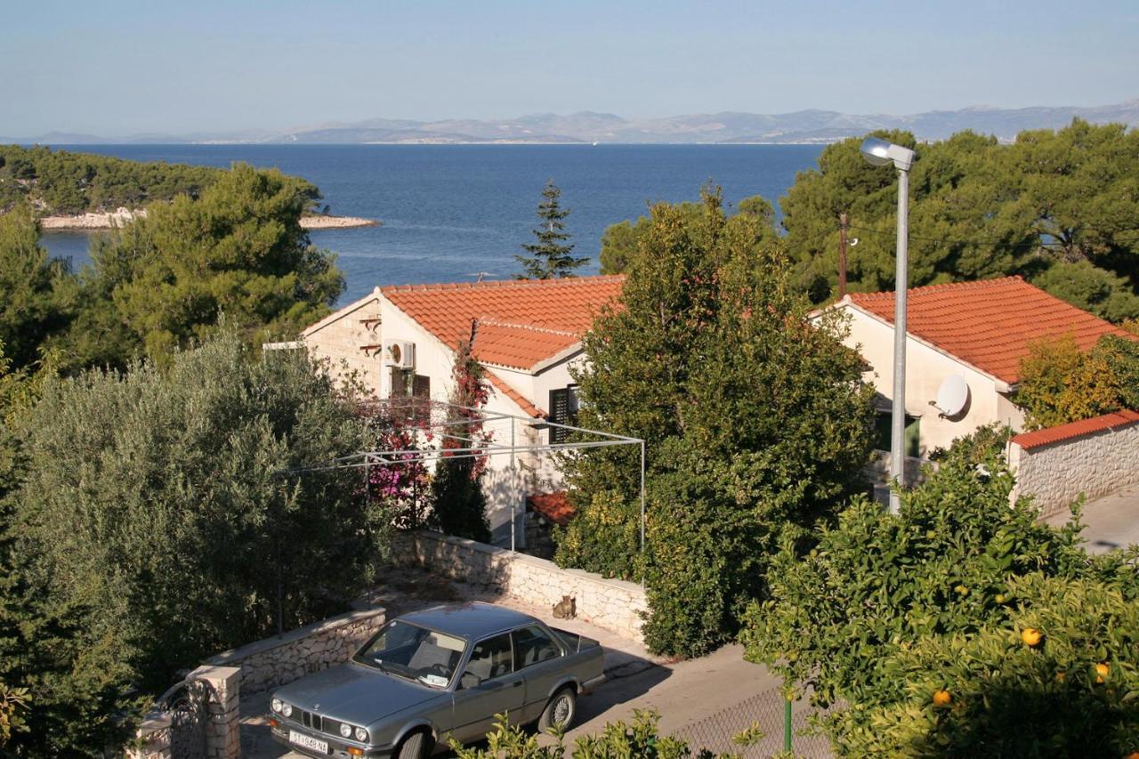 Apartments By The Sea Splitska, Brac - 2923 Postira Eksteriør bilde